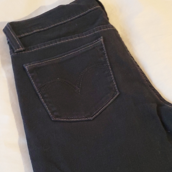 Like NEW Levi's Women's Black Skinny Jeans 5/27 , Stretchy - Picture 5 of 14